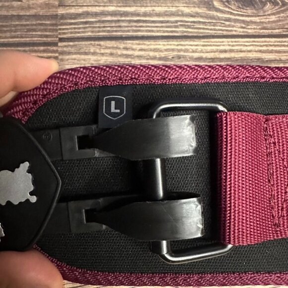 NWOT Harbinger Foam Core Belt 4.5" for Lifting Size Large (Merlot) - Picture 7 of 13